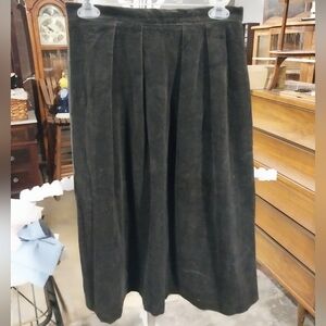 Quail Crossing Elegant Black Women's Skirt